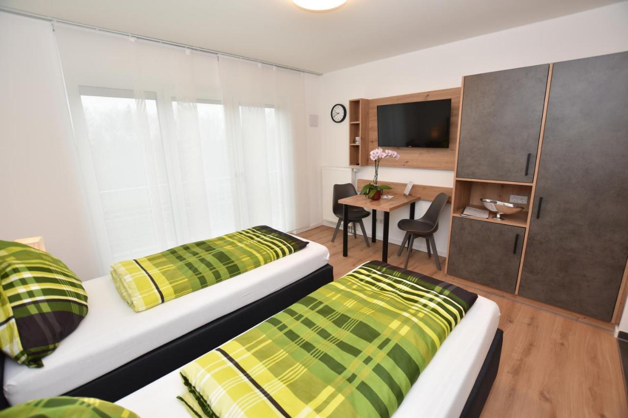 Boardinghouse Henschelstrasse * Munich